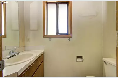 324 NW 8th St, Battle Ground, WA 98604 - Photo 10