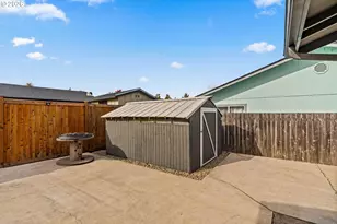 1096 Cedar Ct, Creswell, OR 97426 - Photo 28