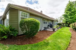 3030 Metolius Dr, Eugene, OR 97408 - Photo 40