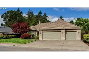 3030 Metolius Dr, Eugene, OR 97408 - Photo 2