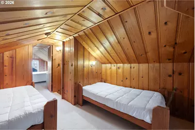 633 N Pacific St, Rockaway Beach, OR 97136 - Photo 28