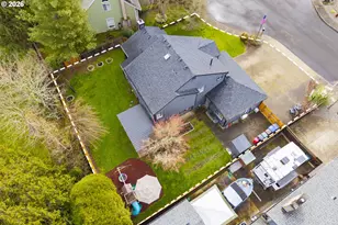 575 NW Queens Ct, Hillsboro, OR 97124 - Photo 40