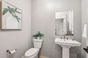 2051 Majestic Pl, Eugene, OR 97403 - Photo 26