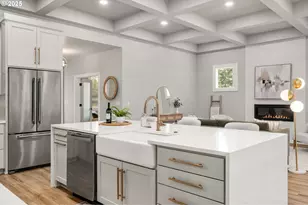 2051 Majestic Pl, Eugene, OR 97403 - Photo 12