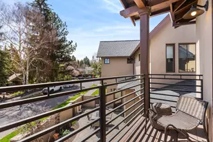 1506 NW Awbrey Rd, Bend, OR 97703 - Photo 24