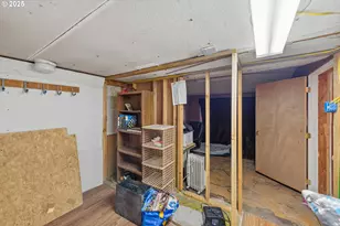 64175 Solari Rd, Coos Bay, OR 97420 - Photo 18