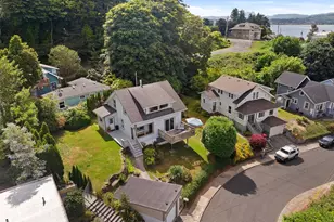 561 Rivington St, Astoria, OR 97103 - Photo 36