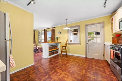 561 Rivington St, Astoria, OR 97103 - Photo 14