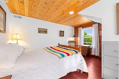 561 Rivington St, Astoria, OR 97103 - Photo 22