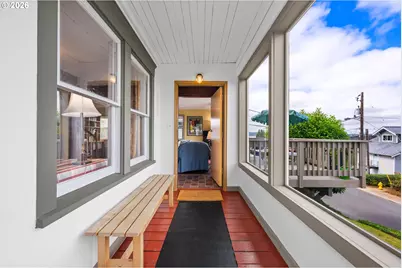 561 Rivington St, Astoria, OR 97103 - Photo 4