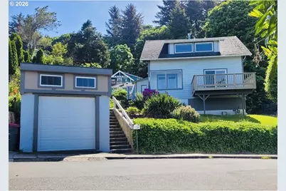 561 Rivington St, Astoria, OR 97103 - Photo 1