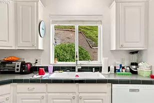 715 NW Quarry Rd, Albany, OR 97321 - Photo 22