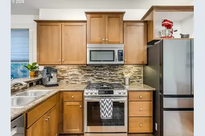 5619 SE Carlton St, Portland, OR 97206 - Photo 6