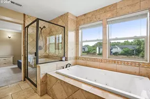 13845 SW Far Vista Dr, Beaverton, OR 97005 - Photo 32