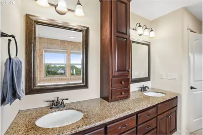 13845 SW Far Vista Dr, Beaverton, OR 97005 - Photo 30
