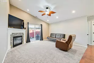 2504 Redwood Ave, Longview, WA 98632 - Photo 14