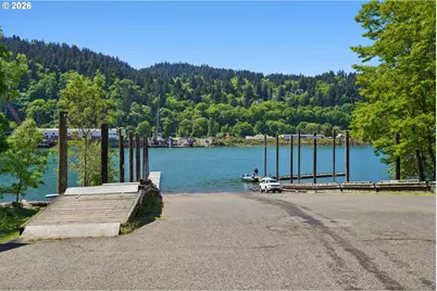 8555 N Kellogg St #1-2, Portland, OR 97203 - Photo 32