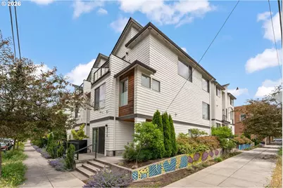 961 N Skidmore St, Portland, OR 97217 - Photo 1