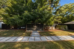 13611 SE Lincoln Ct, Portland, OR 97233 - Photo 38