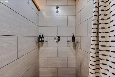 104 Holeman Ave, Eugene, OR 97404 - Photo 46