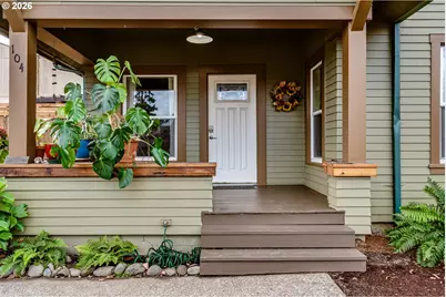 104 Holeman Ave, Eugene, OR 97404 - Photo 4