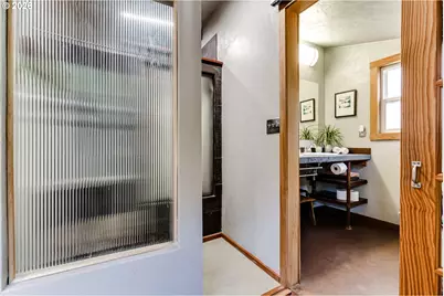 104 Holeman Ave, Eugene, OR 97404 - Photo 18