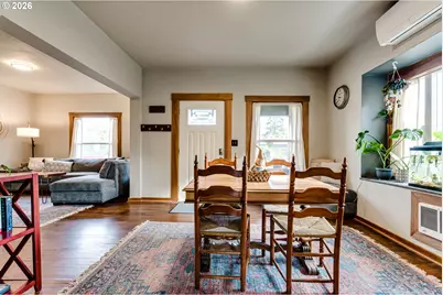 104 Holeman Ave, Eugene, OR 97404 - Photo 8