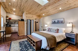 104 Holeman Ave, Eugene, OR 97404 - Photo 42