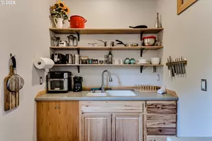 104 Holeman Ave, Eugene, OR 97404 - Photo 38