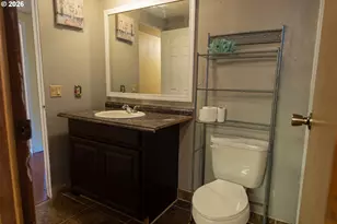 4155 NE Three Mile Ln, McMinnville, OR 97128 - Photo 18
