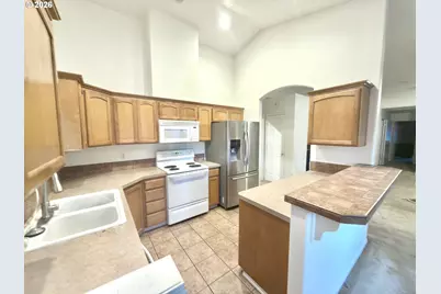 39057 Jerger St, Sandy, OR 97055 - Photo 8