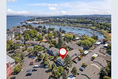 451 N Hayden Bay Dr, Portland, OR 97217 - Photo 2