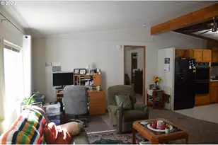 244 Kaehn Rd, Crescent, OR 97733 - Photo 4