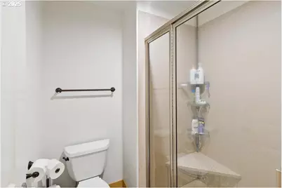 109 SW Taft Ave, Bend, OR 97702 - Photo 26