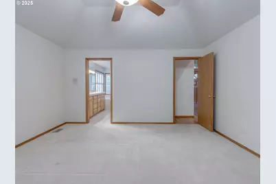 2868 NE Charlois Dr, Hillsboro, OR 97124 - Photo 20