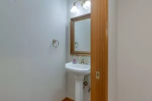 2868 NE Charlois Dr, Hillsboro, OR 97124 - Photo 18