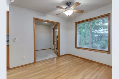 2868 NE Charlois Dr, Hillsboro, OR 97124 - Photo 26