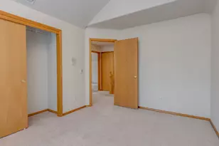 2868 NE Charlois Dr, Hillsboro, OR 97124 - Photo 38