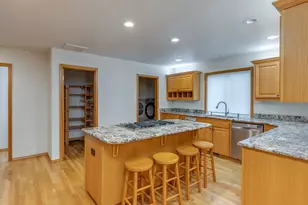 2868 NE Charlois Dr, Hillsboro, OR 97124 - Photo 30