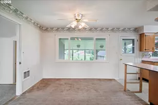 933 S Nevada Dr, Longview, WA 98632 - Photo 8