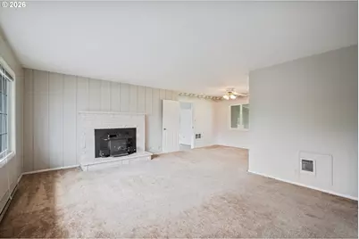933 S Nevada Dr, Longview, WA 98632 - Photo 4