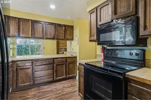 2160 SE 135th Ave, Portland, OR 97233 - Photo 8