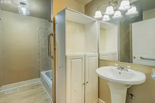 2160 SE 135th Ave, Portland, OR 97233 - Photo 14