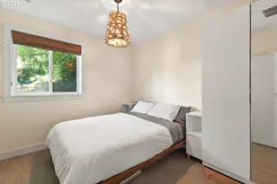 5745 SW Gaines Ct, Portland, OR 97221 - Photo 24