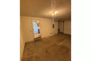 4196 47th Ave NE, Salem, OR 97305 - Photo 18
