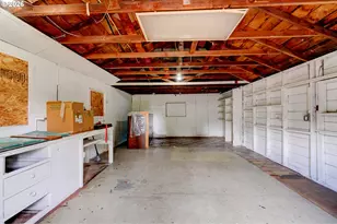 124 NE 143rd Ave, Portland, OR 97230 - Photo 26