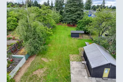 124 NE 143rd Ave, Portland, OR 97230 - Photo 32