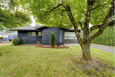 124 NE 143rd Ave, Portland, OR 97230 - Photo 2