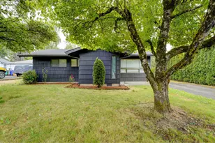 124 NE 143rd Ave, Portland, OR 97230 - Photo 2