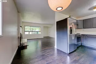 124 NE 143rd Ave, Portland, OR 97230 - Photo 12